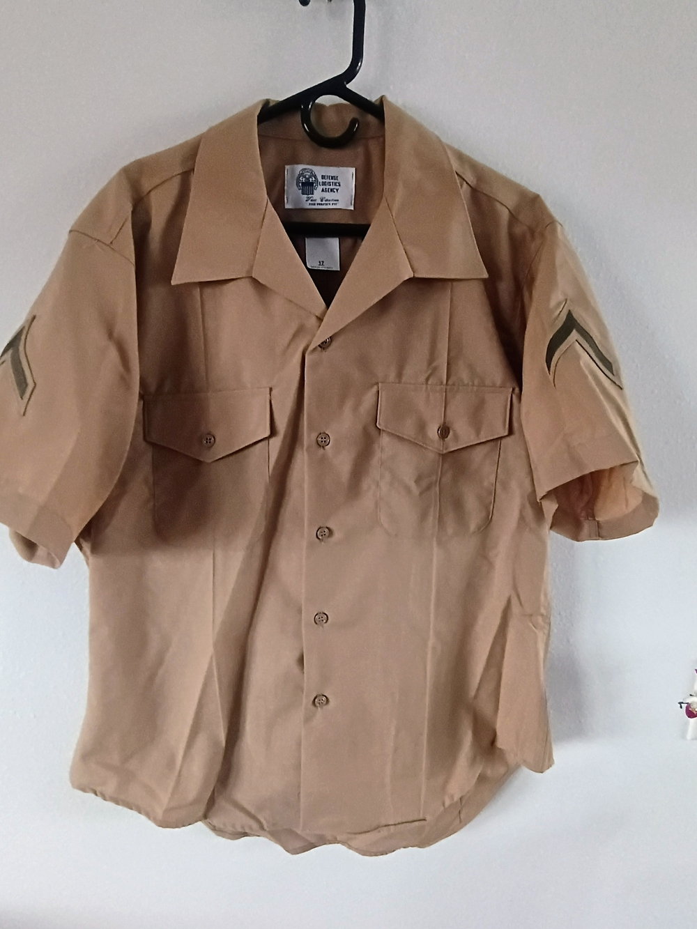 Military-Inspired Short Sleeve Field Shirt Jacket in Tan